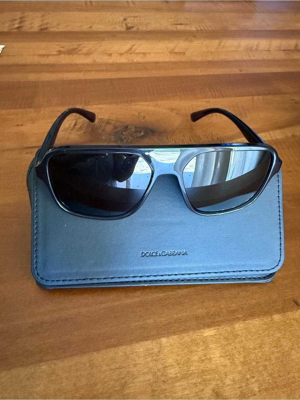 Dolce & Gabbana - Black Aviator Sunglasses